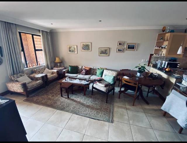 2 BEDROOM TOWNHOUSE FOR SALE IN NEWLANDS